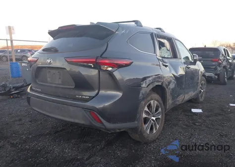 2024 Toyota Highlander Xle z USA, uszkodzony, nr VIN 5TDKDRBH8RS533678